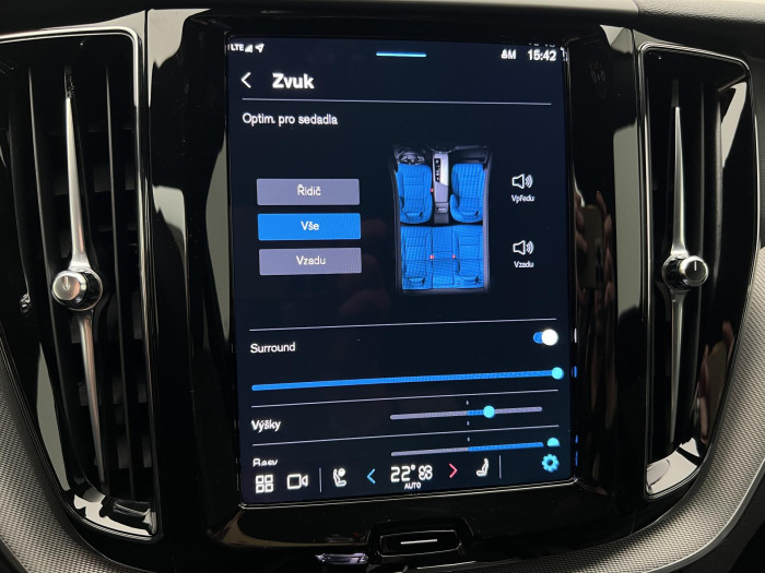 Volvo XC60 T6 AWD RECHARGE PLUS DARK AUT
