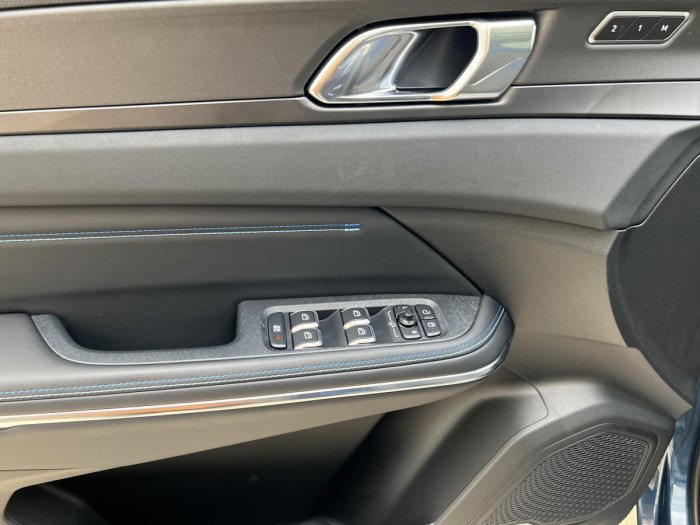 Lynk & Co 01 PHEV DCT Aut 1.maj.