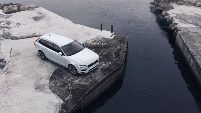 Volvo V90 B4 AWD AUT CROSS COUNTRY PLUS 2.0 Plus