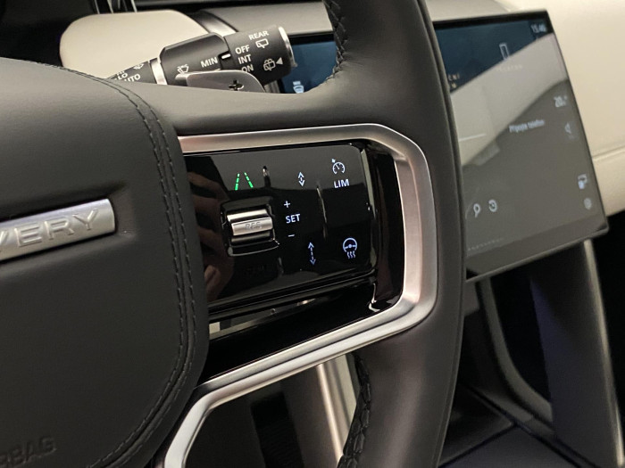 Land Rover Discovery Sport D200 DYNAMIC HSE AWD REZERVACE 2.0 d Dynamic