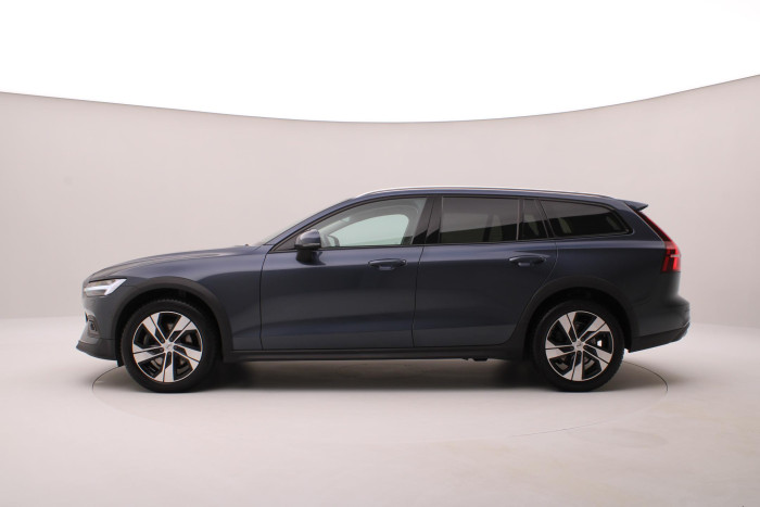 Volvo V60 CC B4 AWD BRIGHT PLUS AUT CZ