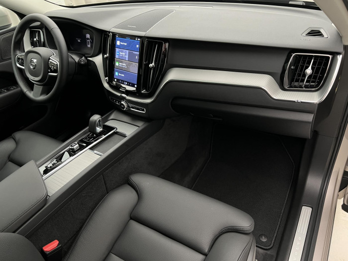 Volvo XC60 T6 AWD RECHARGE PLUS BRIGHT