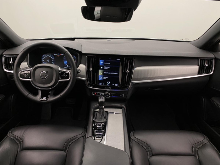 Volvo V90 D5 AWD INSCRIPTION REZERVACE 2.0 d