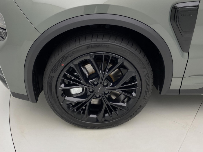 Lynk & Co 01 01 MORE PHEV