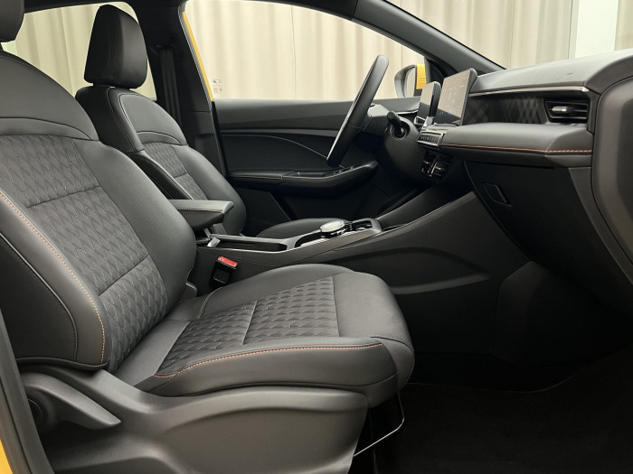 MG MG3 EXCLUSIVE HYBRID+ AUT CZ 1.maj 1.5 Exclusive