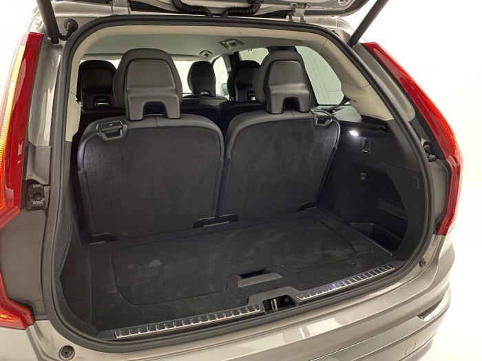 Volvo XC90 B5 AWD PLUS BRIGHT AUT CZ 7m