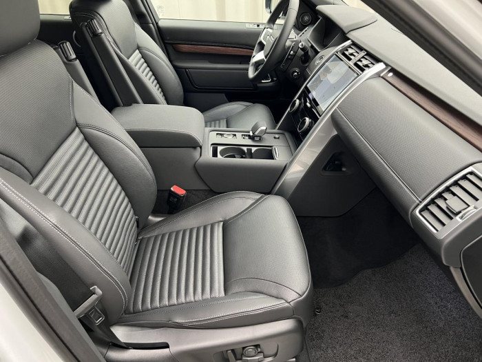 Land Rover Discovery D250 DYNAMIC SE AWD Aut 3.0 d Dynamic SE