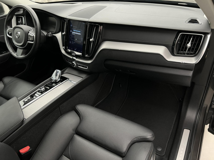 Volvo XC60 B5 AWD INSCRIPTION AUT