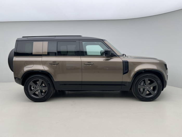 Land Rover Defender 110 D300 X-DYNAMIC HSE AWD Aut 3.0 d Dynamic