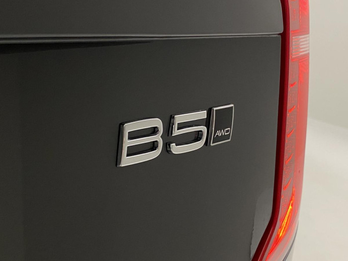 Volvo XC90 B5 AWD AUT BRIGHT ULTRA 7-míst