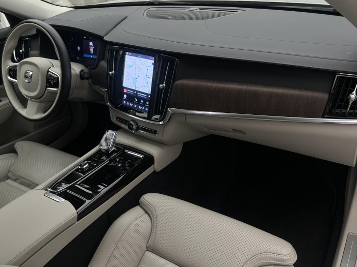 Volvo V90 T6 AWD RECHARGE INSCRIPTION CZ