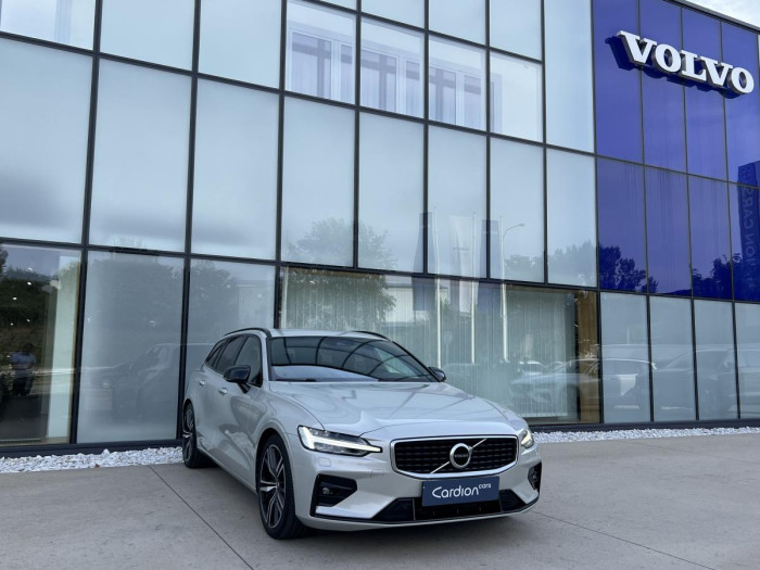 Volvo V60 T5 R-DESIGN AUT REZERVACE