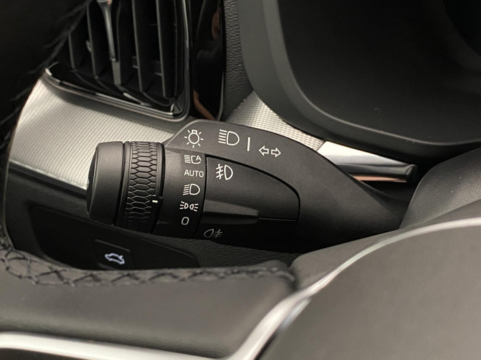 Volvo XC60 B5 AWD AUT PLUS BLACK EDITION