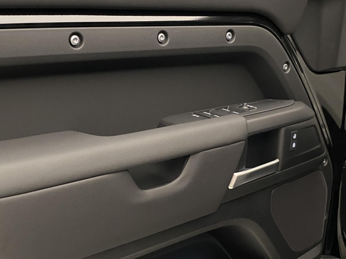 Land Rover Defender 110 D200 S AWD AUT 3.0 d