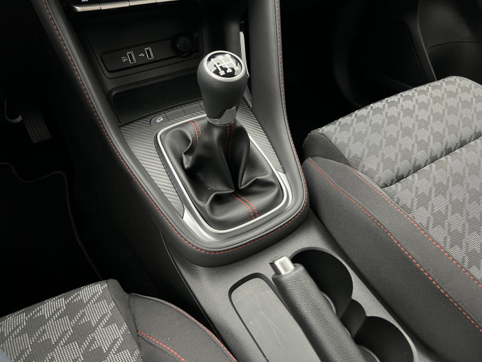 MG ZS 1.5 ESSENTIAL PLUS CZ 1.maj.