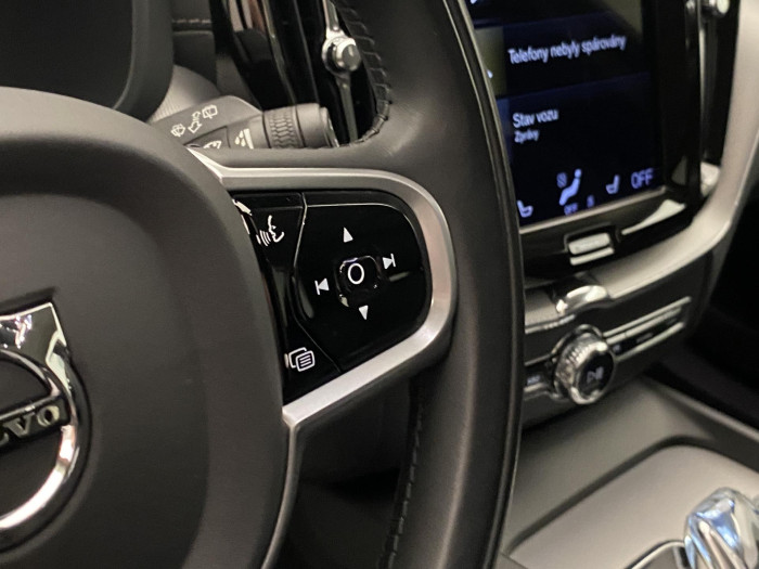 Volvo XC60 B5 AWD INSCRIPTION AUT