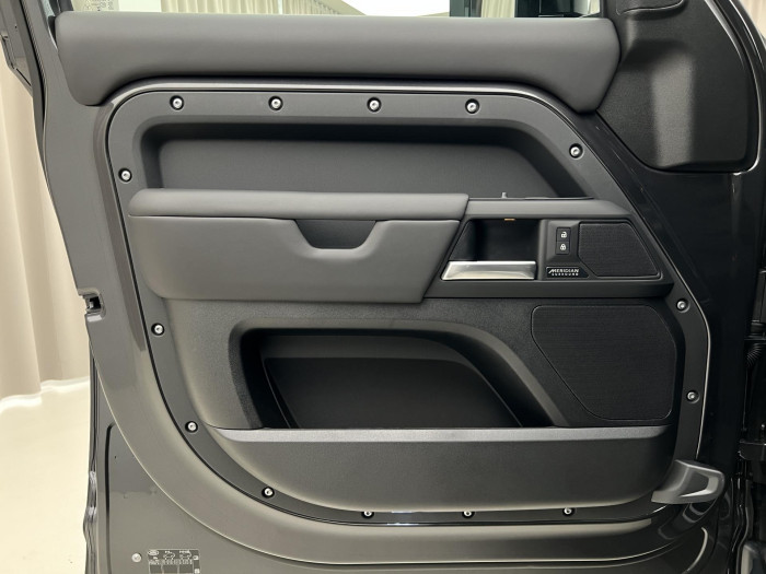 Land Rover Defender 110 P425 X-DYNAMIC HSE AWD Aut 5.0 Dynamic