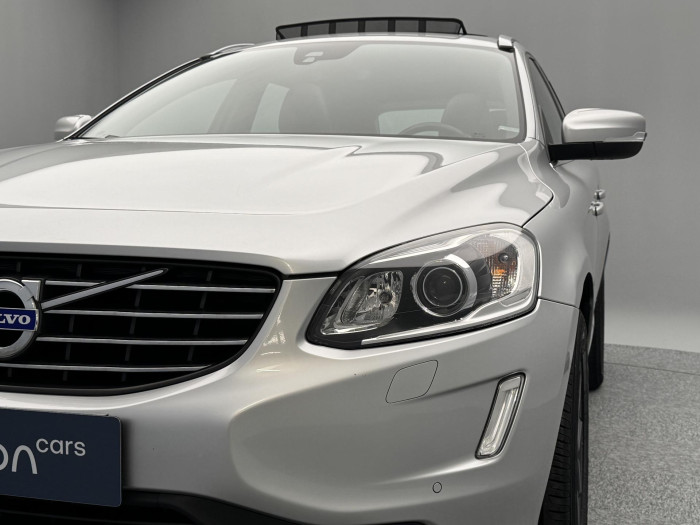 Volvo XC60 D4 AWD MOMENTUM AUT 2.4 d Momentum