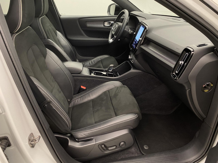 Volvo XC40 TWIN ENGINE ULTIMATE CZ