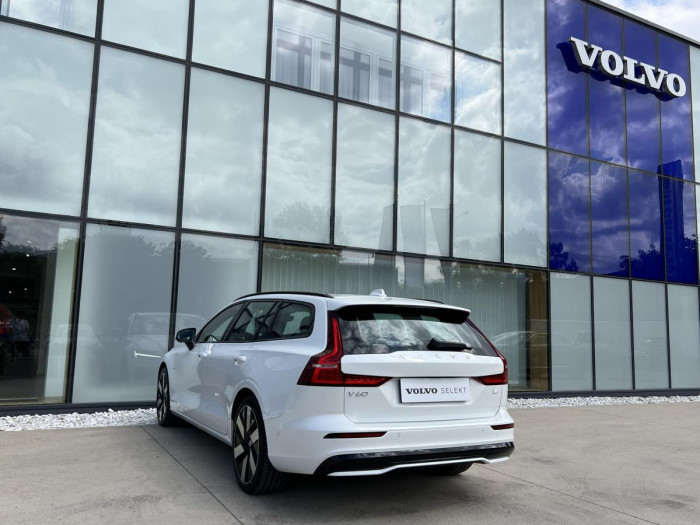 Volvo V60 T6 RECHARGE AWD AUT DARK PLUS