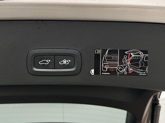 Volvo XC40 D3 MOMENTUM AUT 2.0 d Momentum