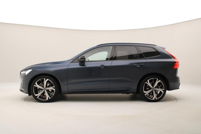 Volvo XC60 B4 AWD ULTIMATE DARK CZ 1.maj