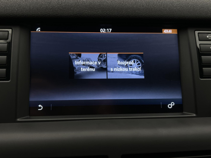 Land Rover Discovery Sport 2.0 TD4 AWD AUT CZ 2.0 TD