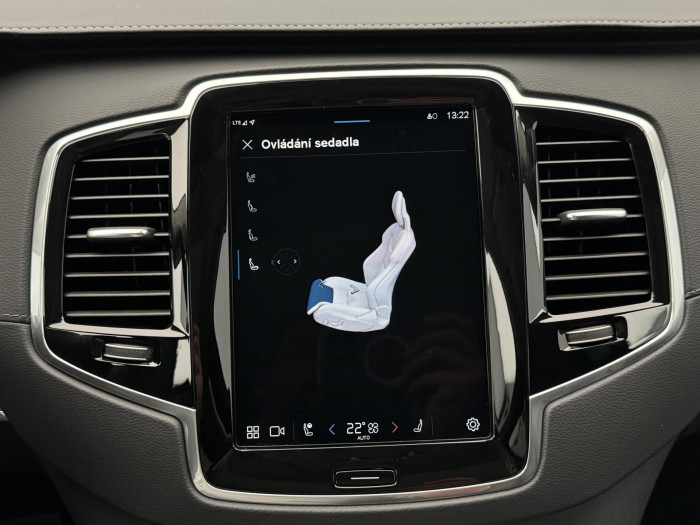 Volvo XC90 T8 AWD RECHARGE ULTIMATE DARK