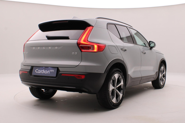 Volvo XC40 B3 AUT DARK PLUS