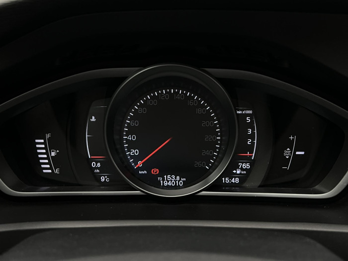 Volvo V40 D2 INSCRIPTION 2.0 d