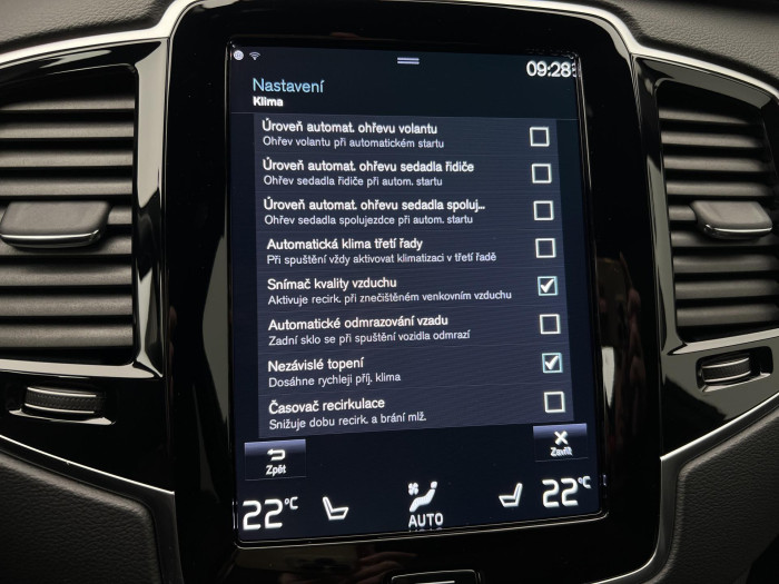 Volvo XC90 B5 AWD R-DESIGN 7MÍSTNÁ AUT