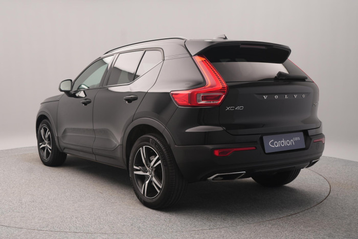 Volvo XC40 D4 AWD R-DESIGN AUT CZ 1. maj 2.0 d