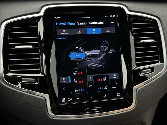 Volvo XC90 B5 AWD ULTIMATE BRIGHT 1.maj.