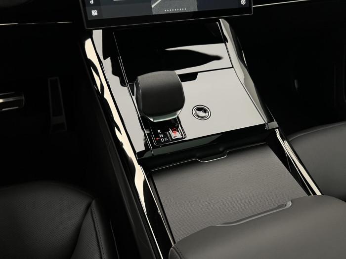 Land Rover Range Rover Sport D300 DYNAMIC SE AWD Aut 3.0 d Dynamic SE