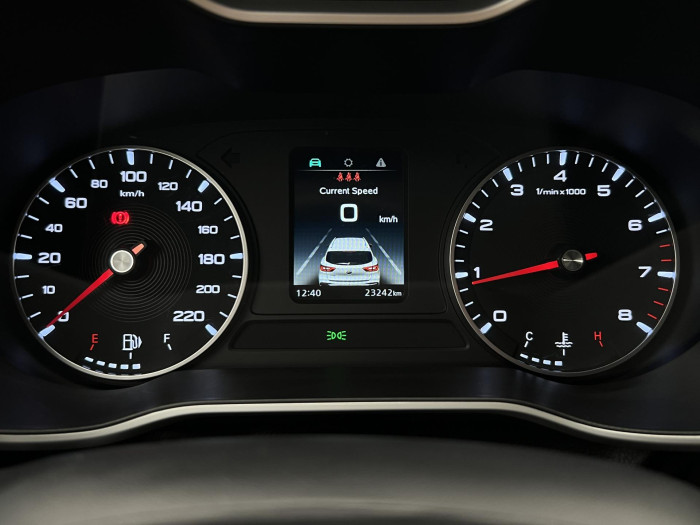 MG ZS 1.5 ESSENTIAL CZ