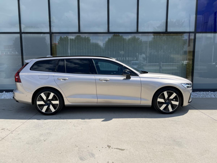 Volvo V60 T6 RECHARGE AWD AUT DARK ULTRA