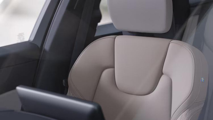 Volvo XC60 B5 AWD DARK PLUS AUT