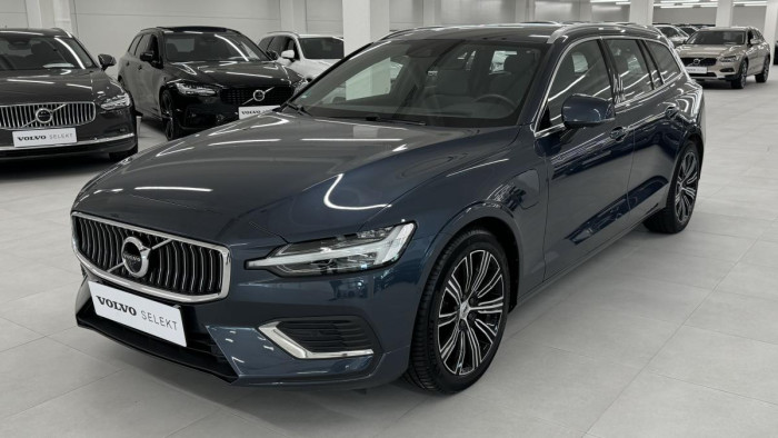 Volvo V60 T6 RECHARGE AWD REZERVACE