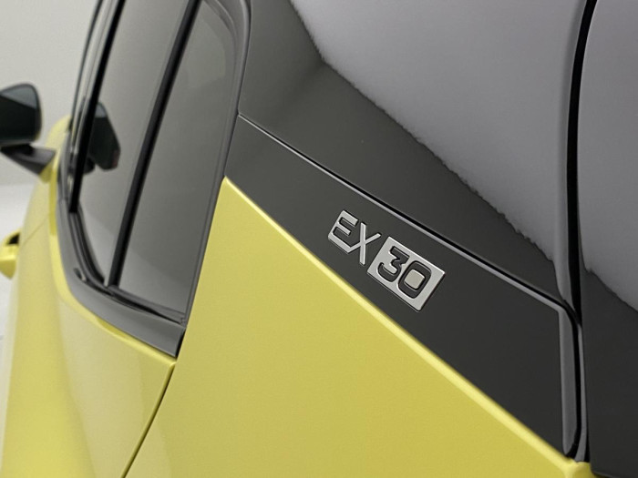 Volvo EX30 PURE ELECTRIC RECHAR. PLUS RWD