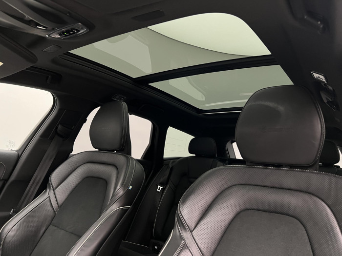 Volvo V90 T8 AWD RECHARGE R-DESIGN AUT