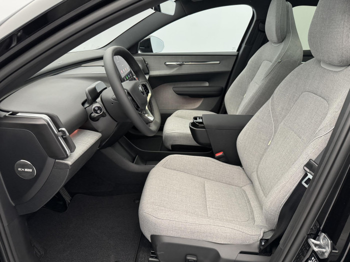 Volvo EX30 PURE ELECTRIC TWIN AWD ULTRA