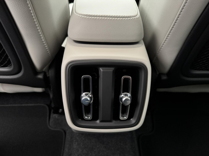 Volvo XC40 B4 AUT DARK ULTRA