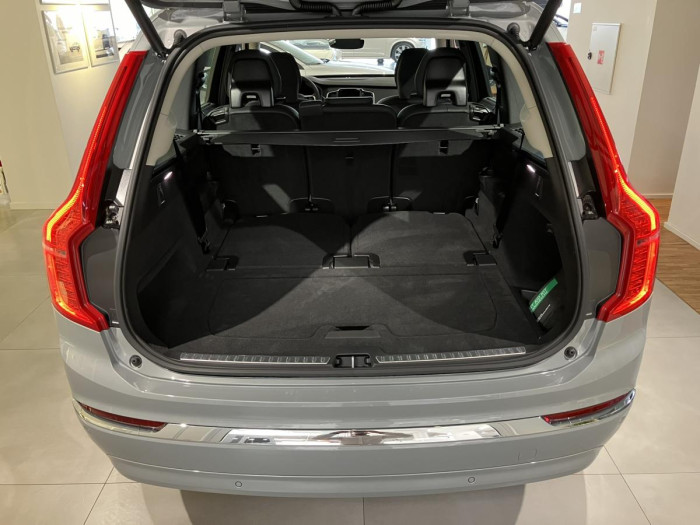 Volvo XC90 B5 AWD AUT BRIGHT PLUS 7-míst