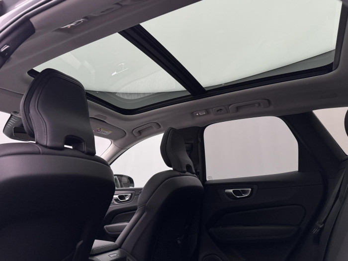 Volvo XC60 T6 AWD RECHARGE PLUS DARK AUT