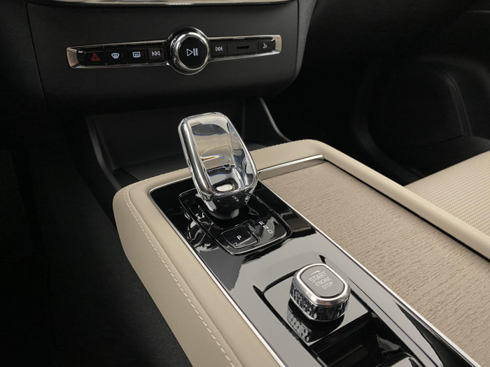 Volvo XC90 B5 AWD AUT BRIGHT PLUS 7míst