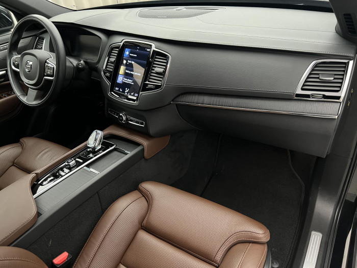 Volvo XC90 B5 AWD INSCRIPTION AUT CZ