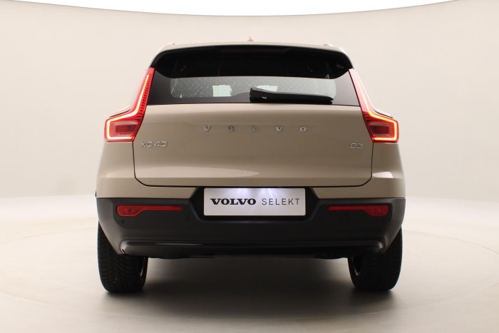 Volvo XC40 B3 DARK PLUS AUT CZ 1.maj