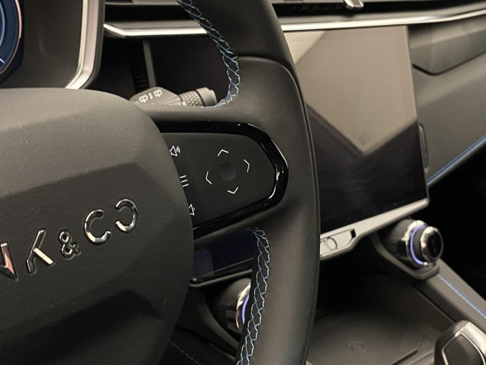 Lynk & Co 01 PHEV DCT REZERVACE