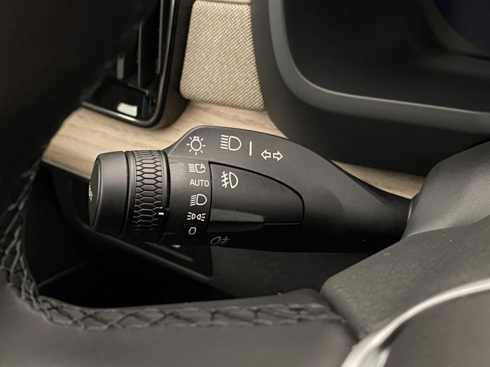 Volvo XC90 T8 AWD RECHARGE DARK PLUS 7m