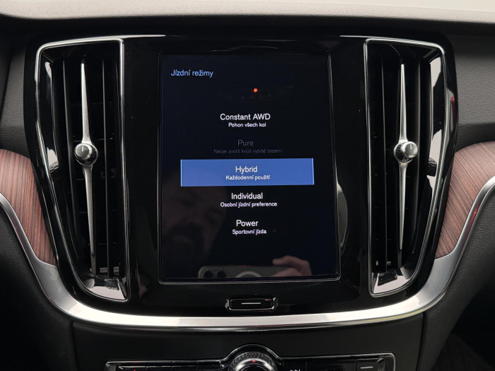 Volvo V60 T8 AWD RECHARGE INSCRIPTION